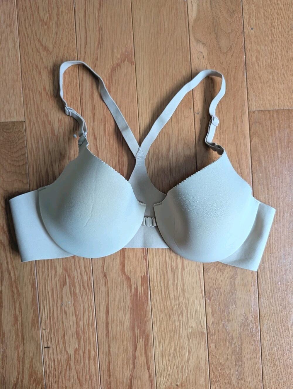 Maidenform 7399 Front Latching Nude Wired Bra 38B